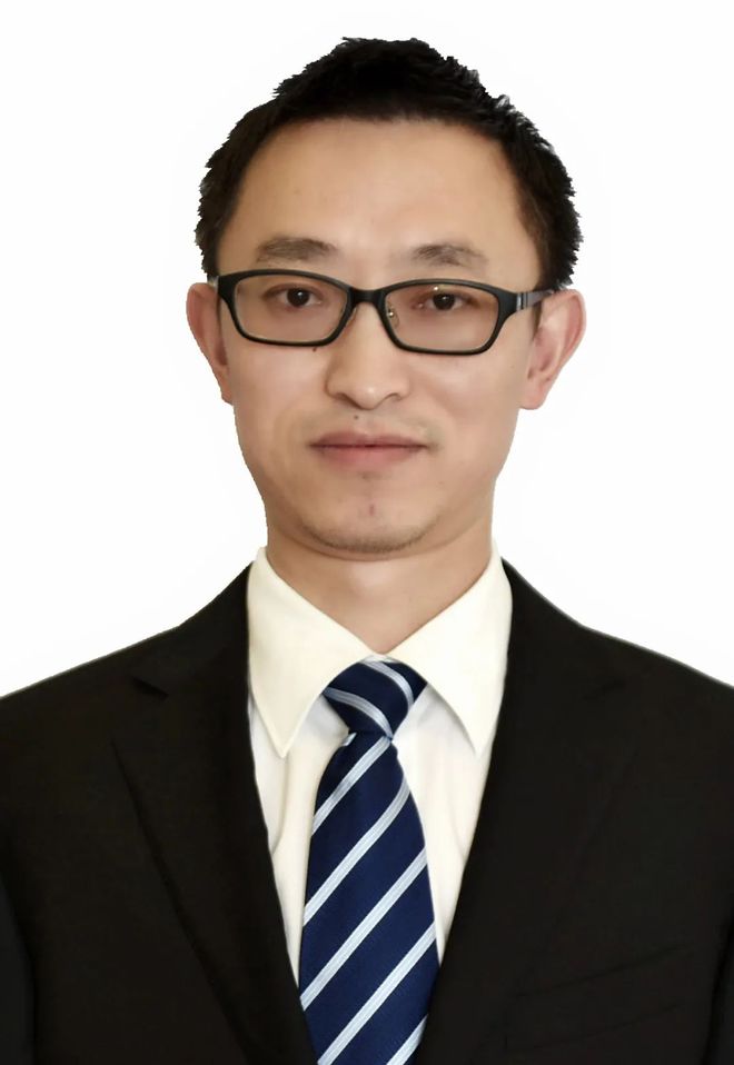 开云网页版-斯图加特迎社区盾关键赛,集结日回应争议,引发热议,医务组通报恢复的简单介绍