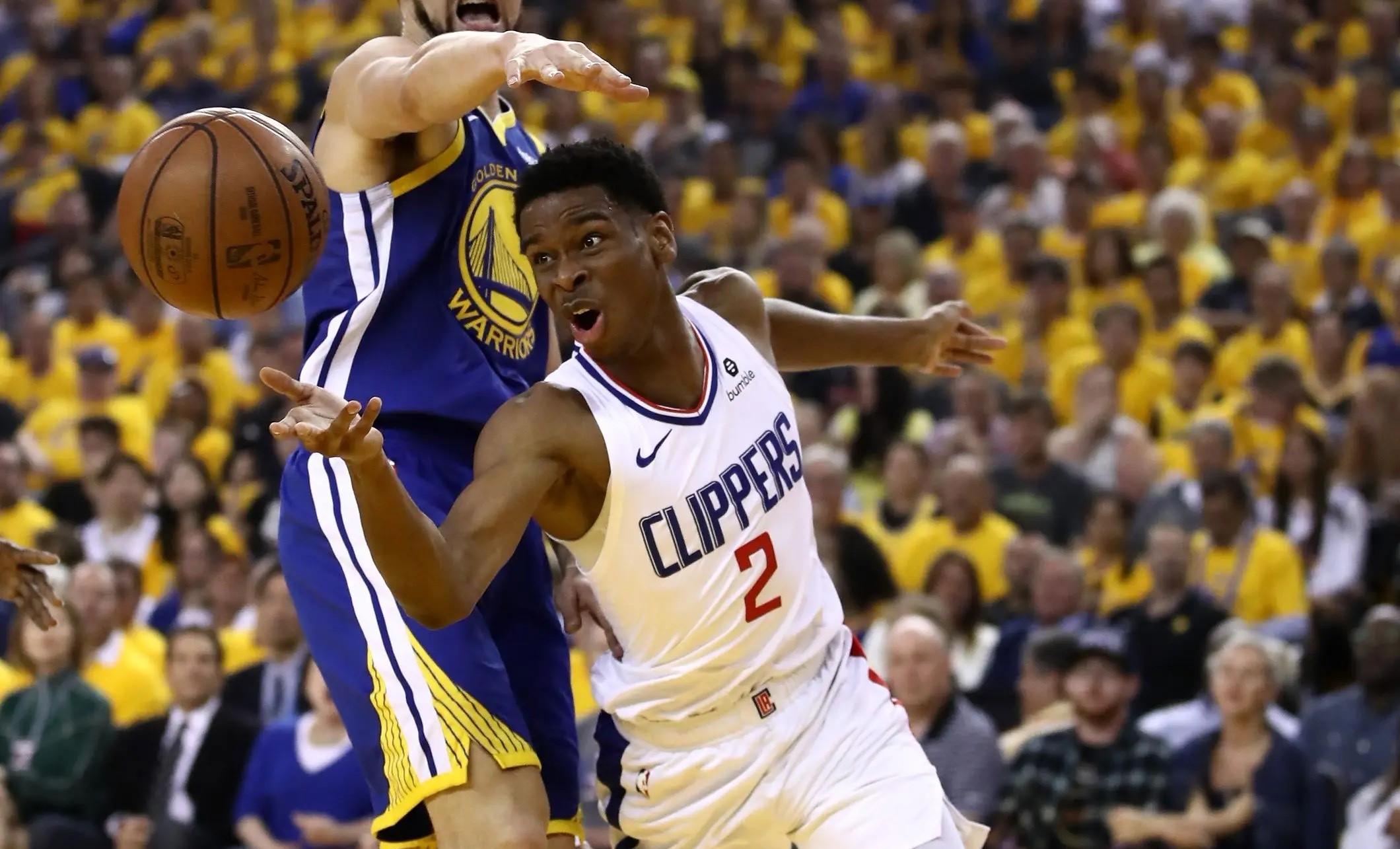 开云中国-俄克拉荷马雷霆今晨门线救险;志在NBA季后赛名次提升;球迷炸锅;资深球员宣示担当的简单介绍